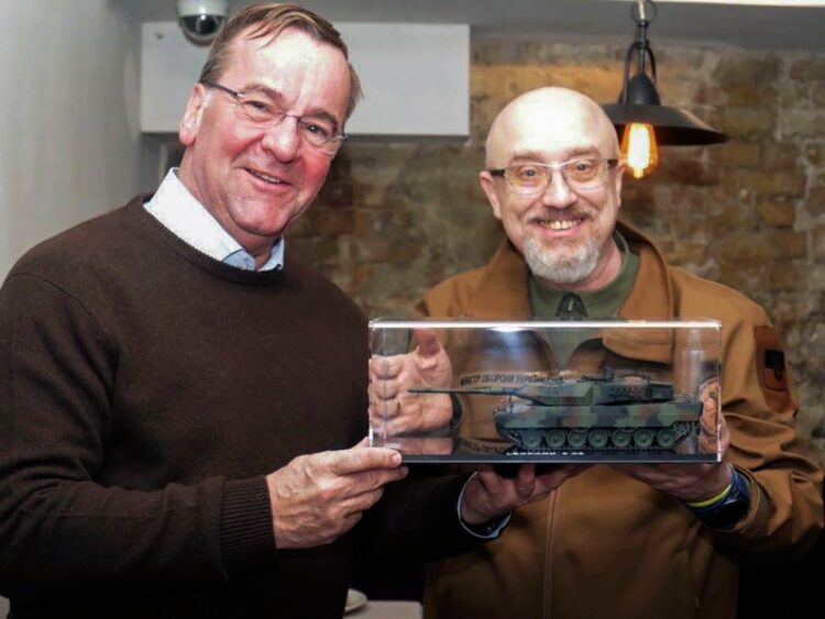 cristian del hoyo feet 4