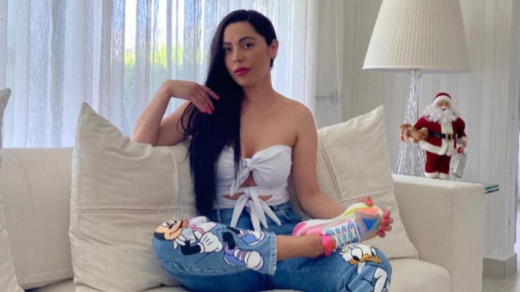 cristina aranguiz feet 6