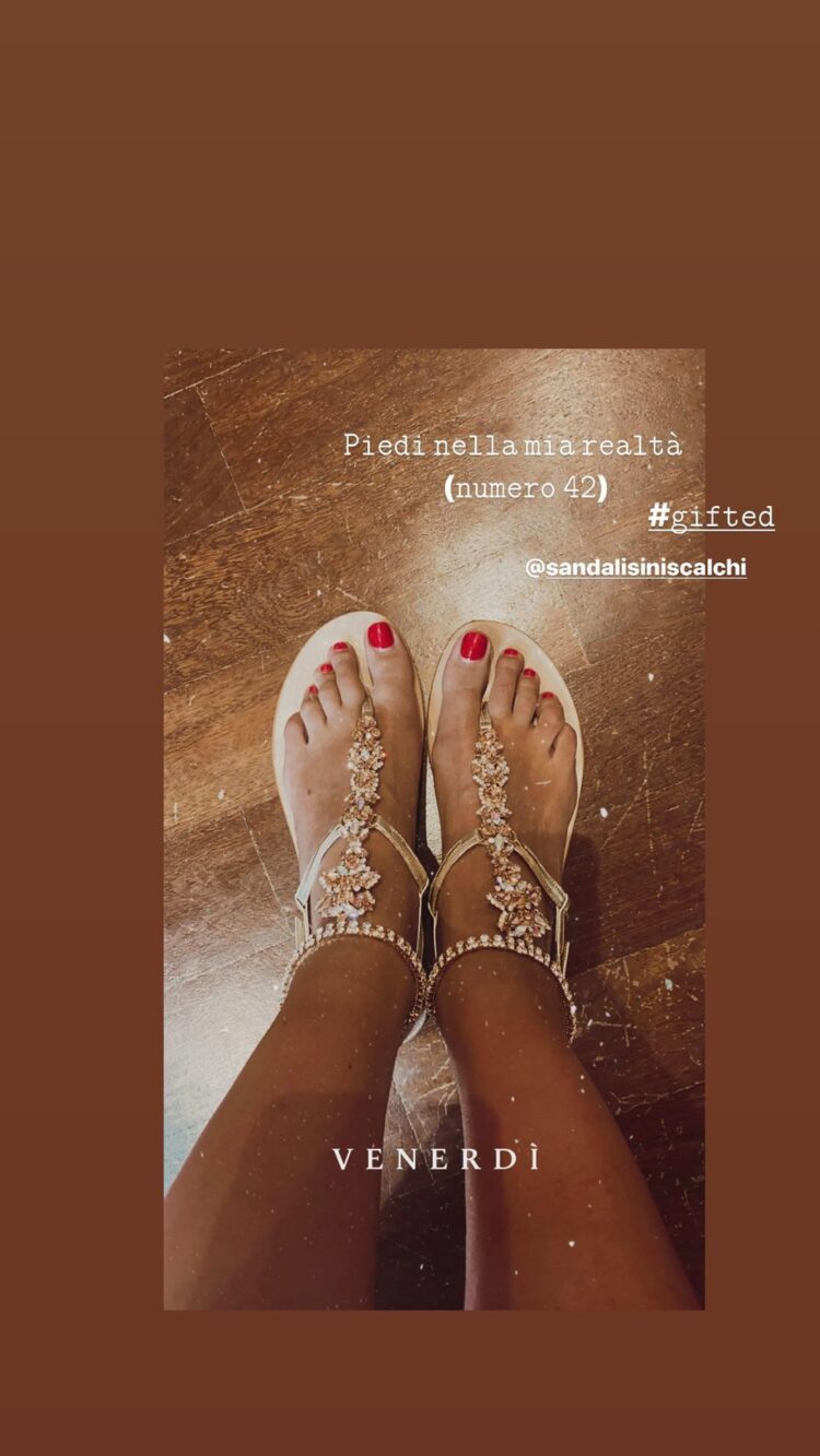 cristina chiabotto feet