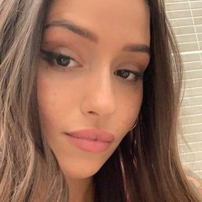 cristina kovani feet