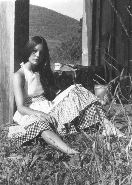 cristina raines feet 1