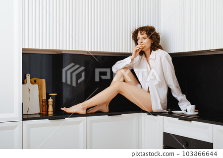 croissant woman feet 4