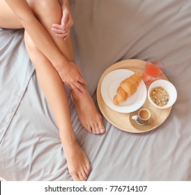croissant woman feet 5
