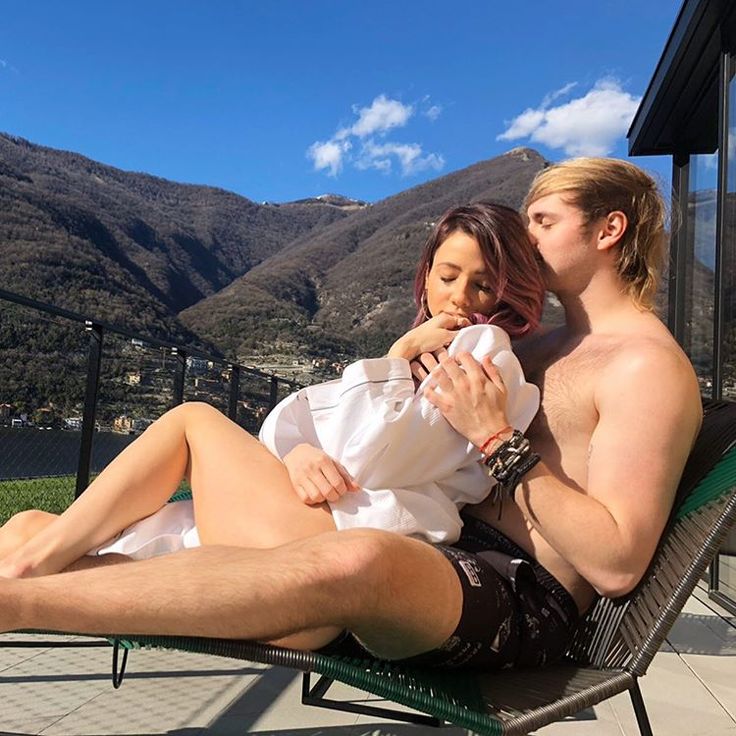 crystal leigh clifford feet 2