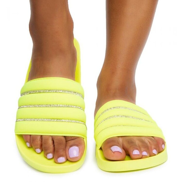 crystal lindy feet 3