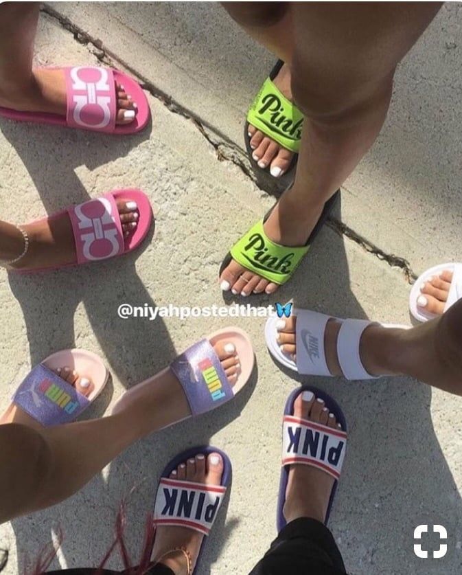 curvy cleopatra feet 2