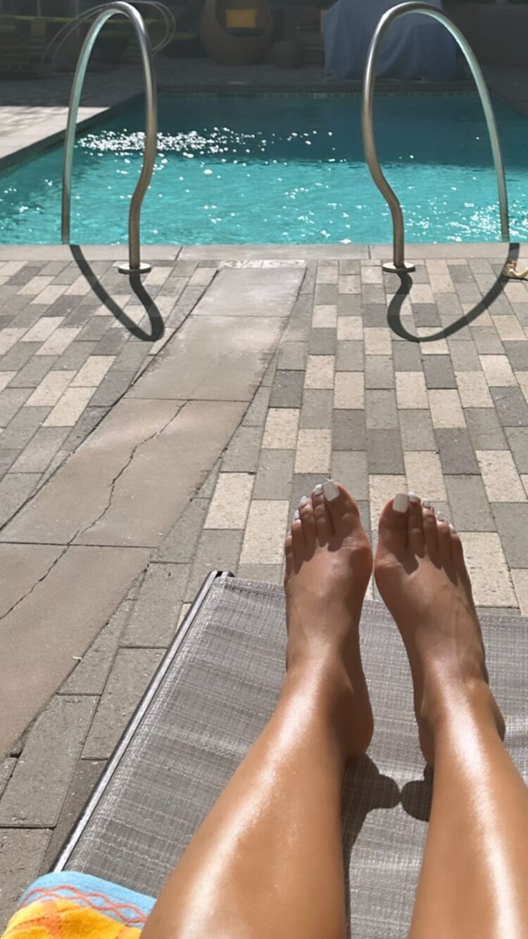 cydney christine feet