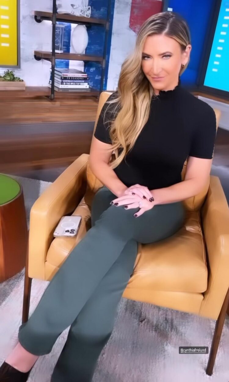 cynthia andrews feet