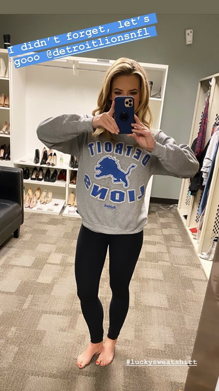 cynthia frelund feet 4