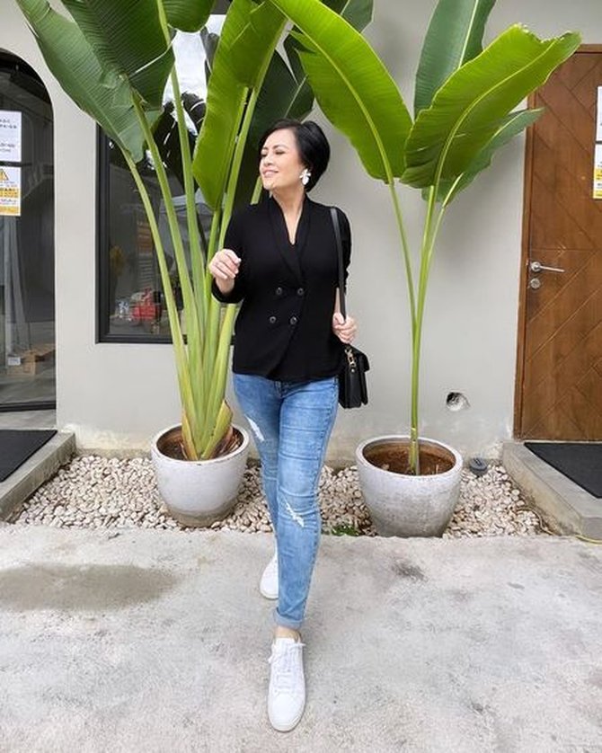 cynthia lamusu feet 6