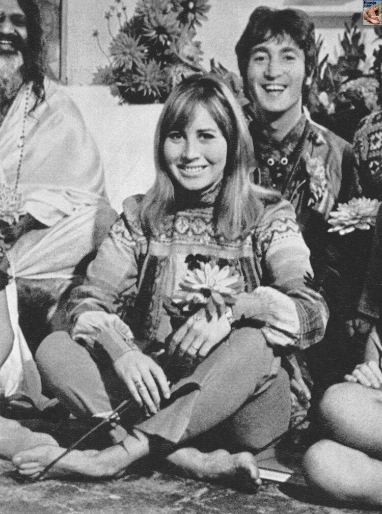 cynthia lennon feet 1