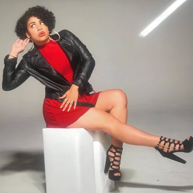 cynthia luciette feet 3