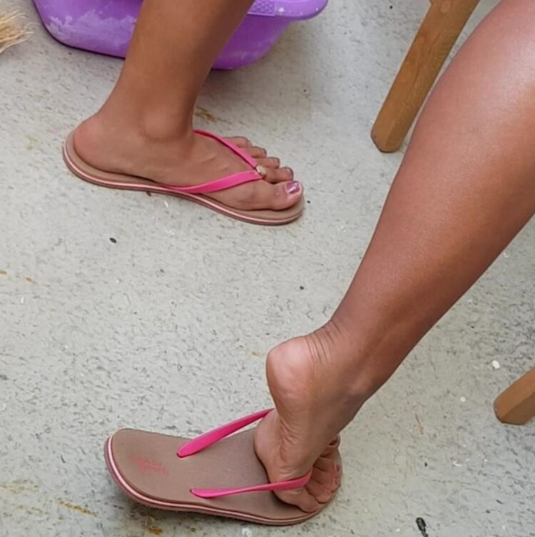 cynthia mcwilliams feet 6