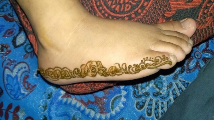 cypriotsister feet 4