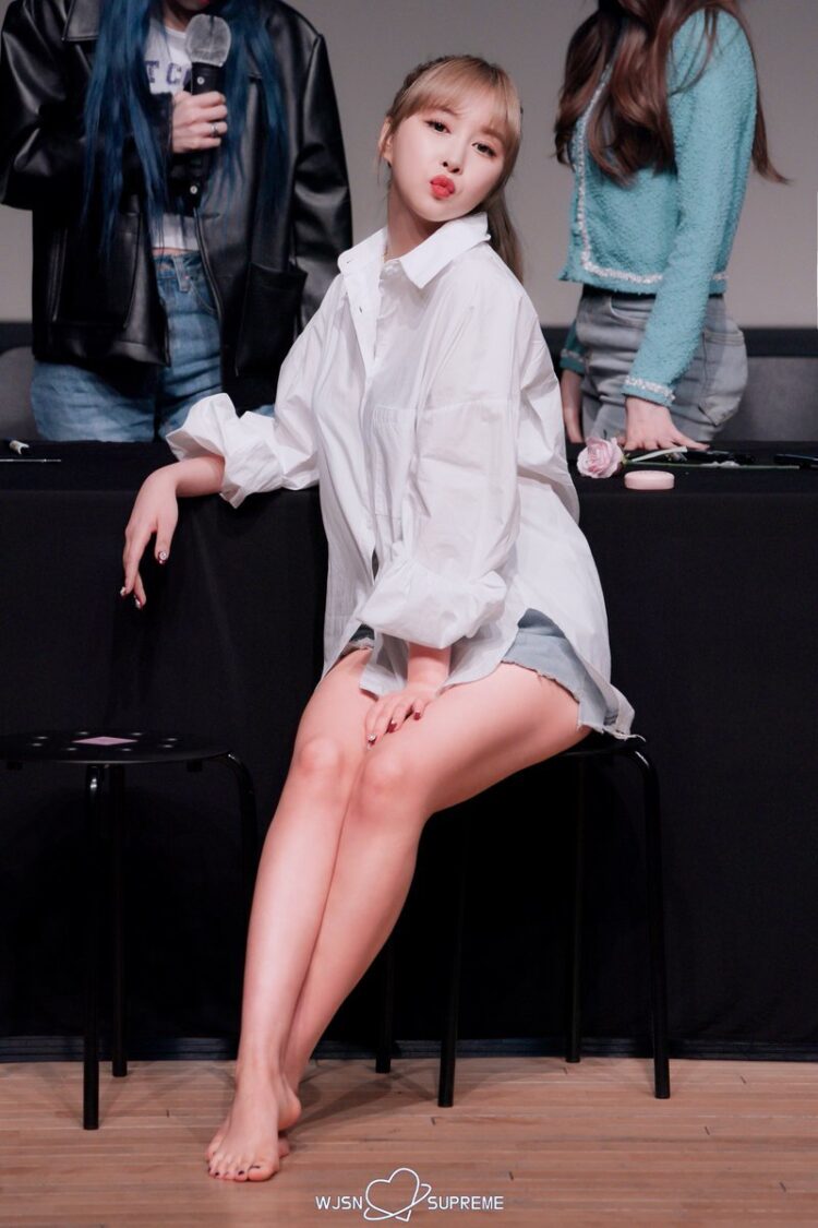 da young yoon feet 2