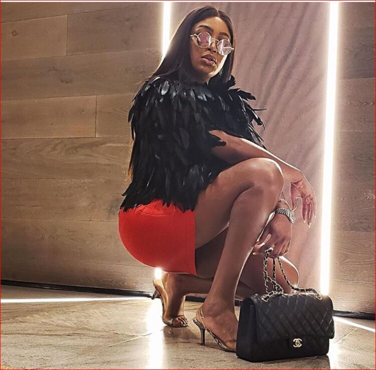 dabota lawson feet 6