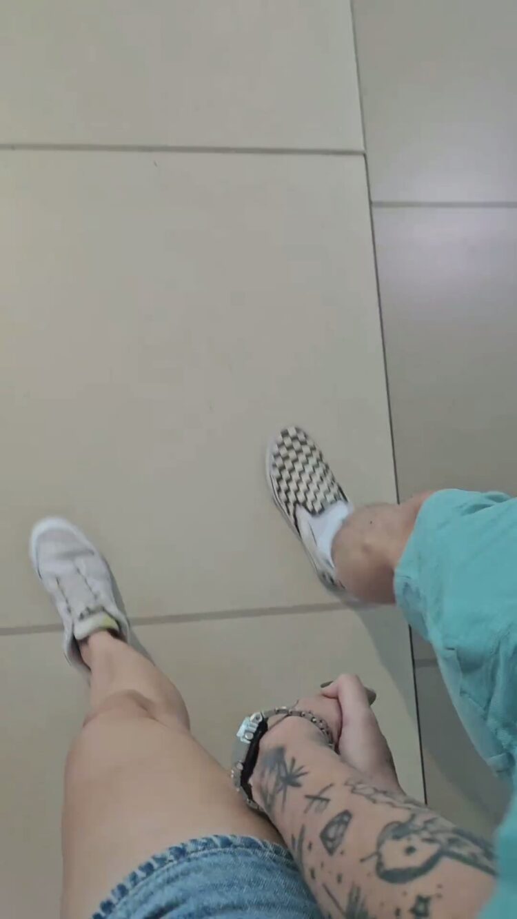 dahlia poland feet 3