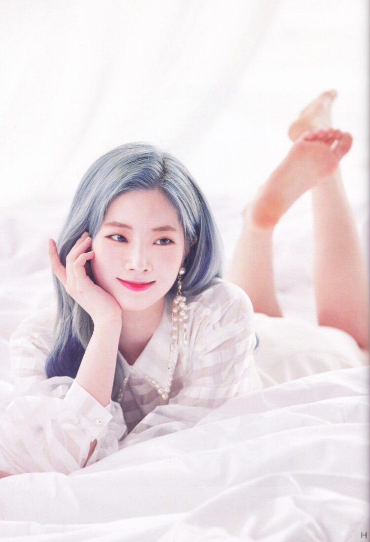 dahyun feet 1 scaled