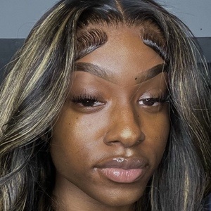 daii brewster feet 1