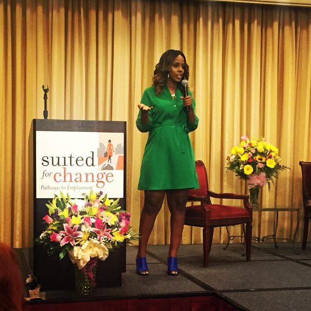 daisy lewellyn feet 3