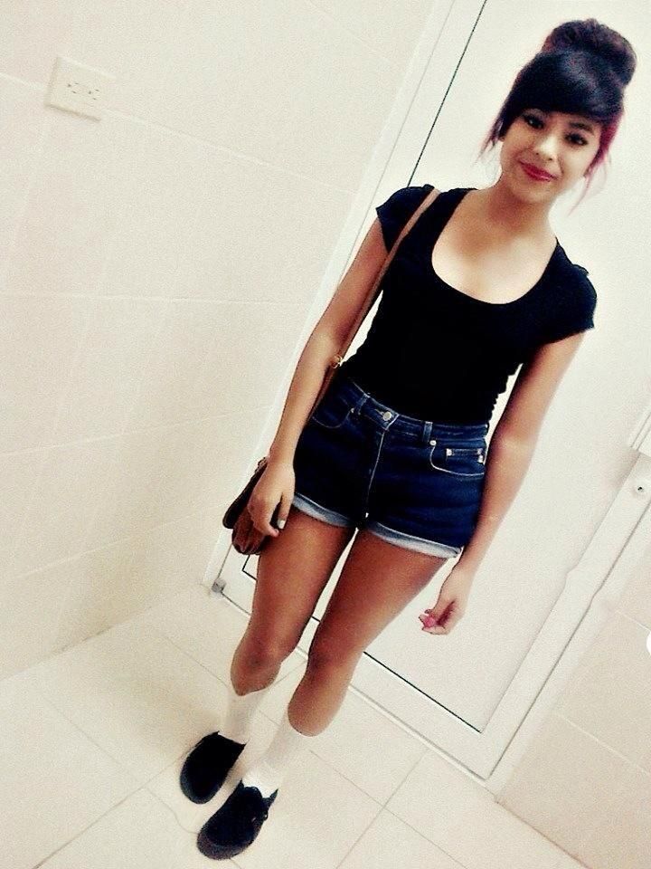 daisy trinidad feet 2