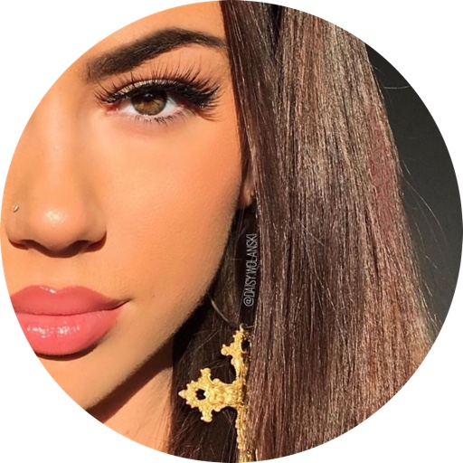 daisy wolanski feet 3