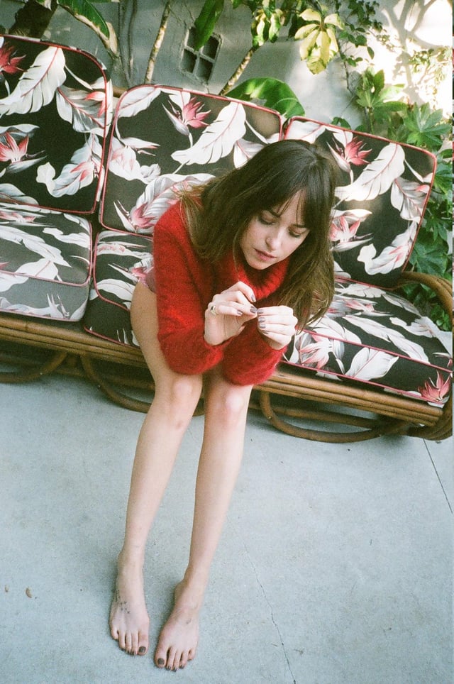 dakota masters feet 5