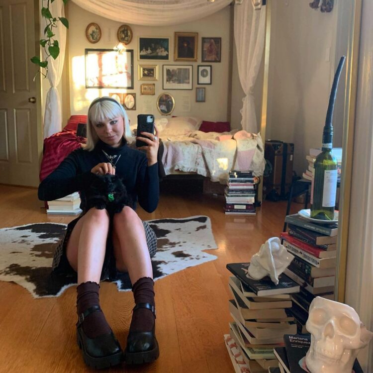 dakota warren feet 2