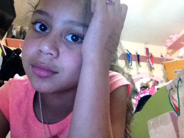 dalaija monet feet 3