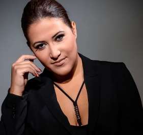 dalal midhat talakic feet