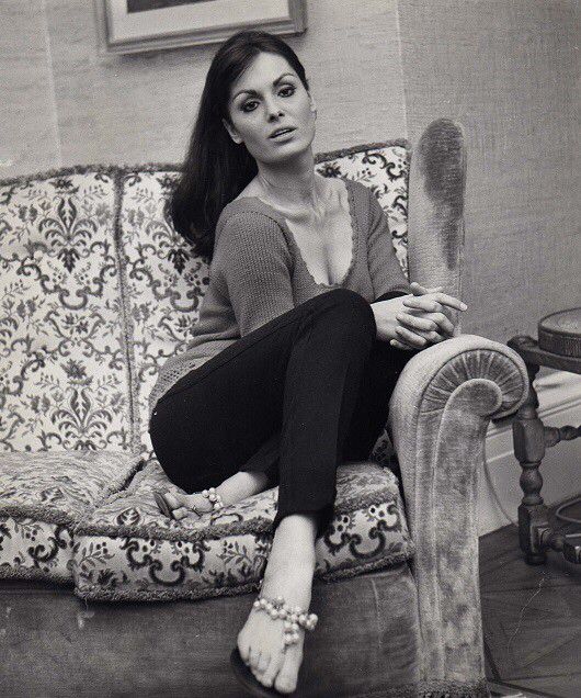 daliah lavi feet 6