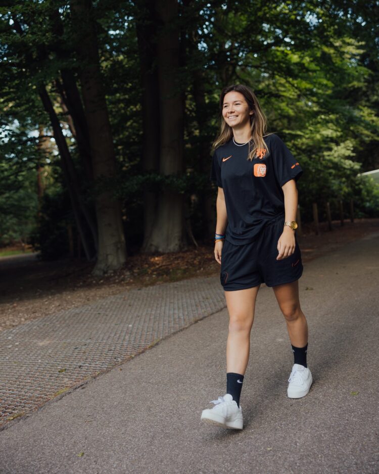 damaris egurrola feet 1