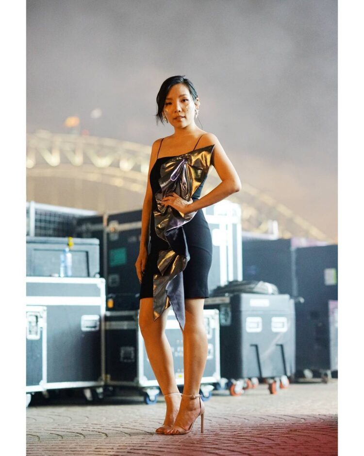 dami im feet