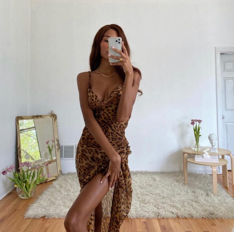 dana valentina feet 6