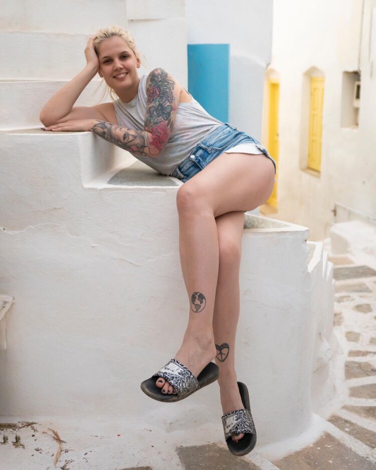 danae georganta feet 3