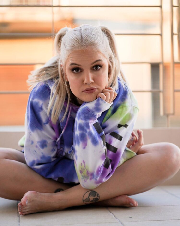 danae georganta feet 4