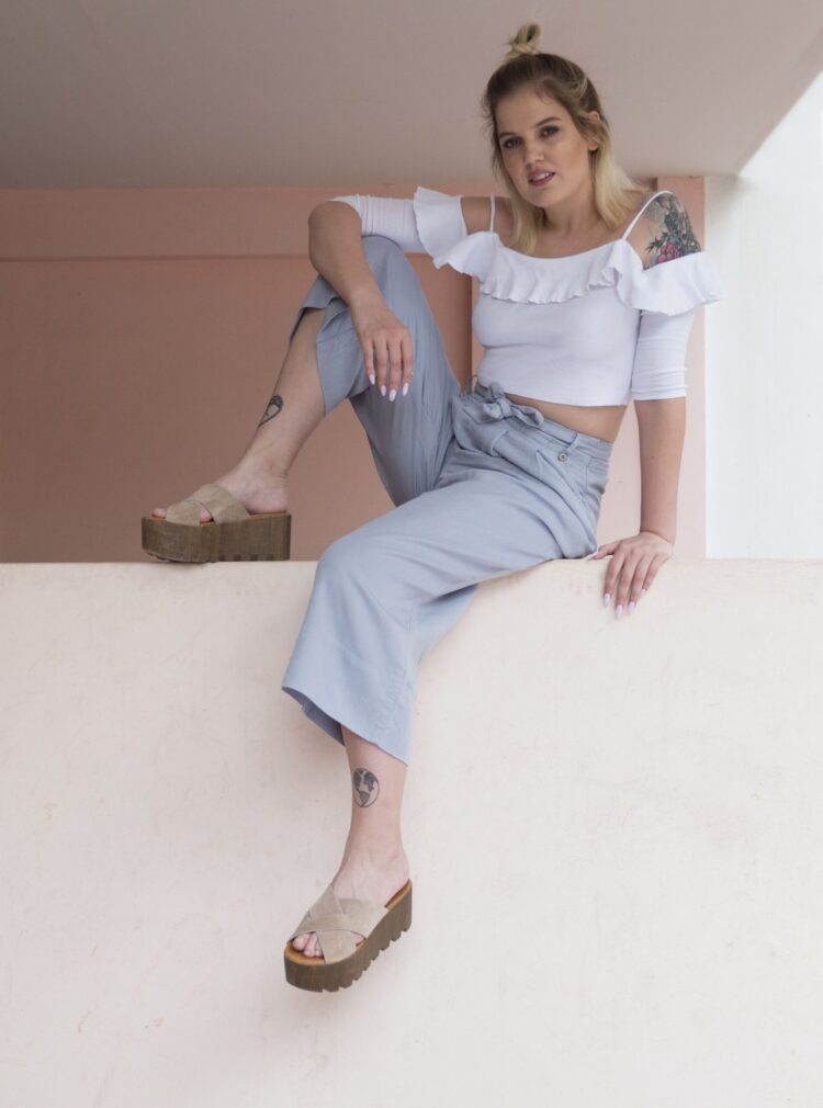 danae georganta feet 5 scaled