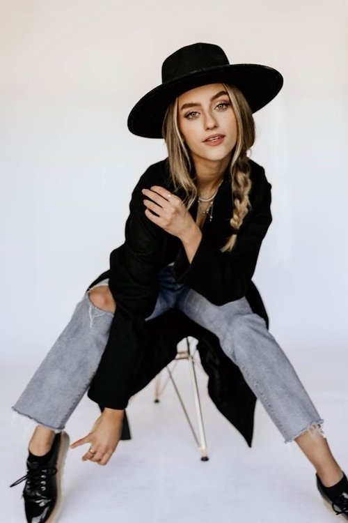 dani arribere feet 2