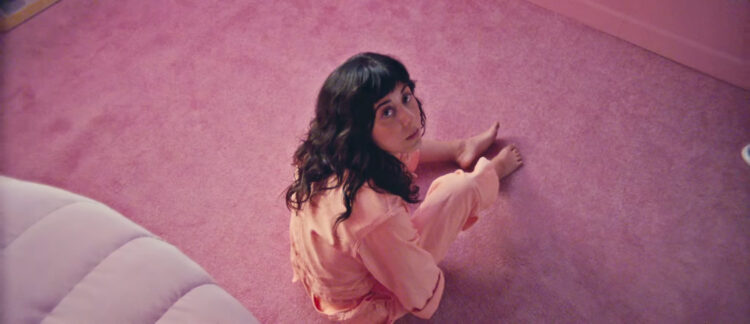 daniela andrade feet 3