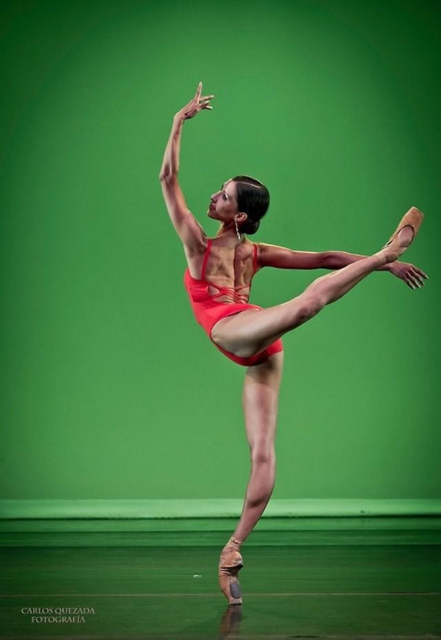 daniela cabrera feet 5