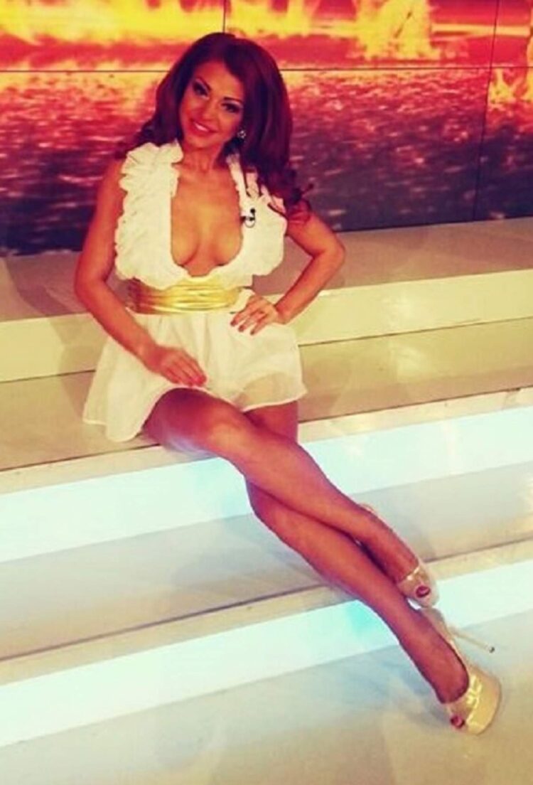 daniela crudu feet 5