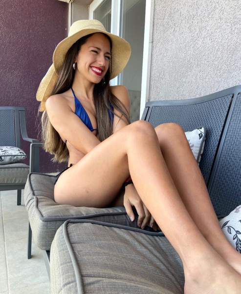 daniela flombaum feet 6