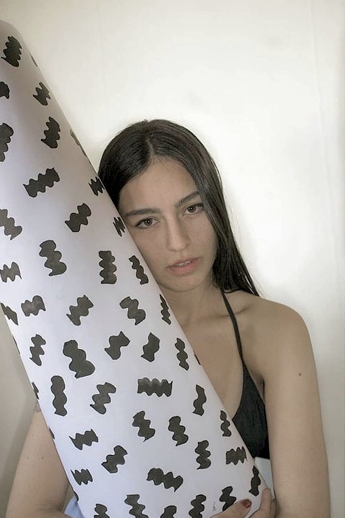 daniela flores feet 4