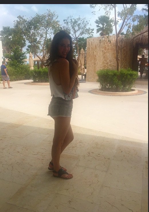 daniela ibanez feet 2