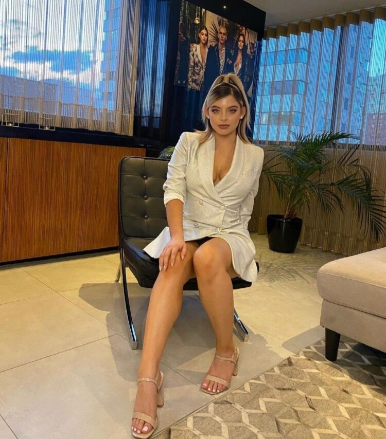 daniela legarda feet 6