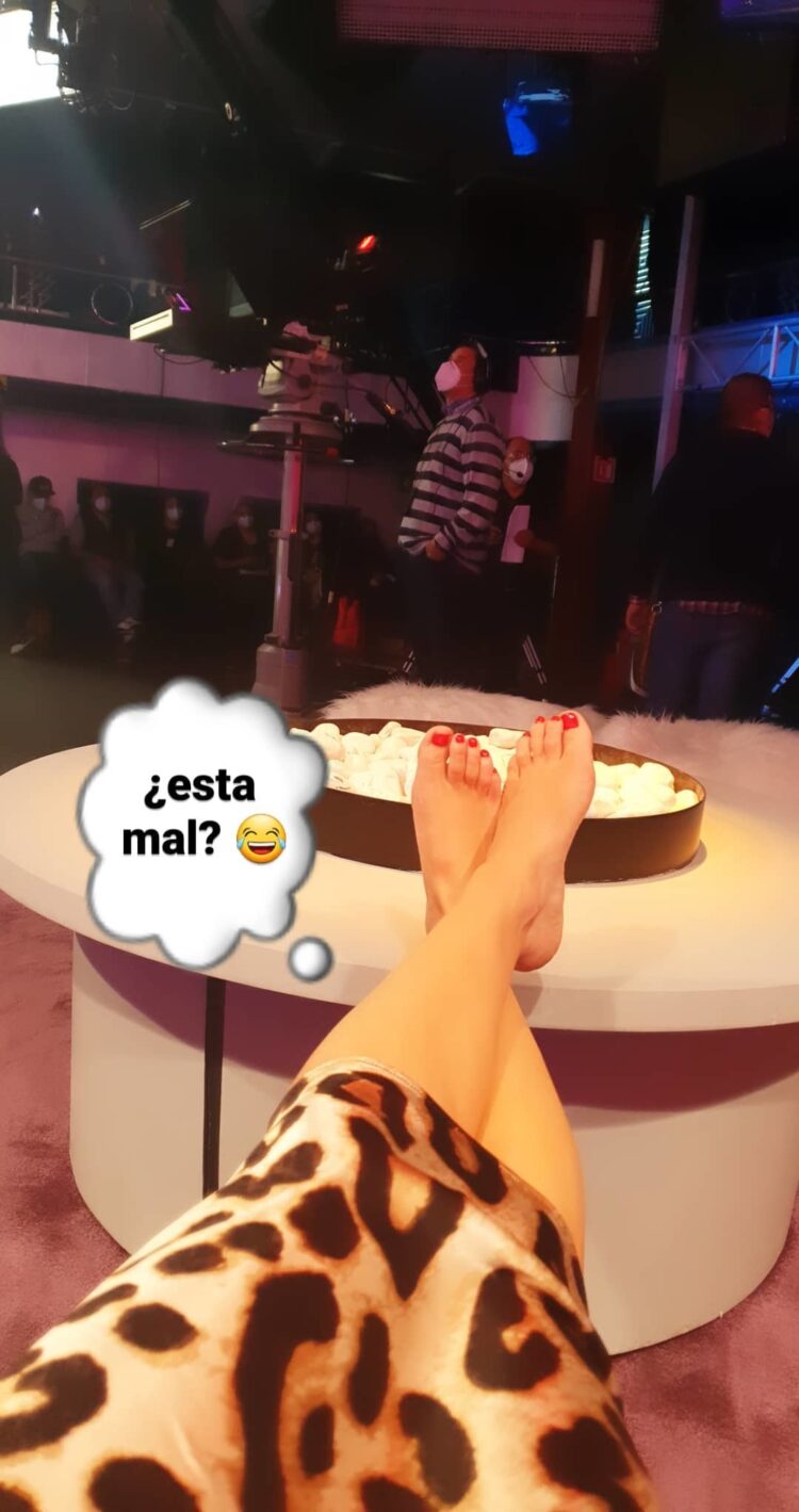 daniela magun feet 5