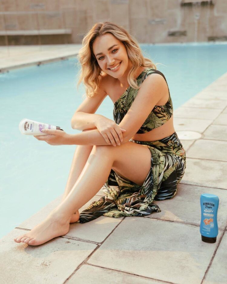 daniela nicolas feet