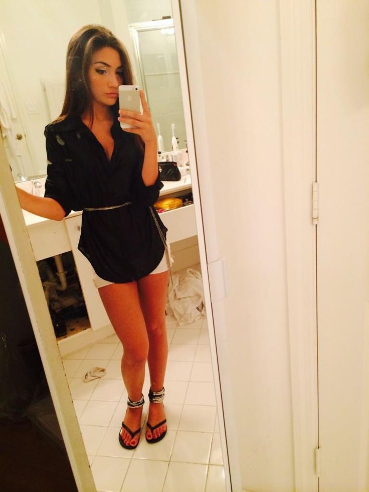 daniela nieves feet 5