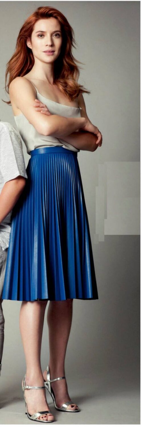 daniela ramirez feet 3