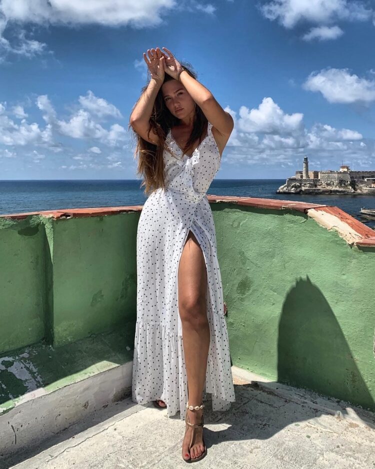 daniela tapia feet 2